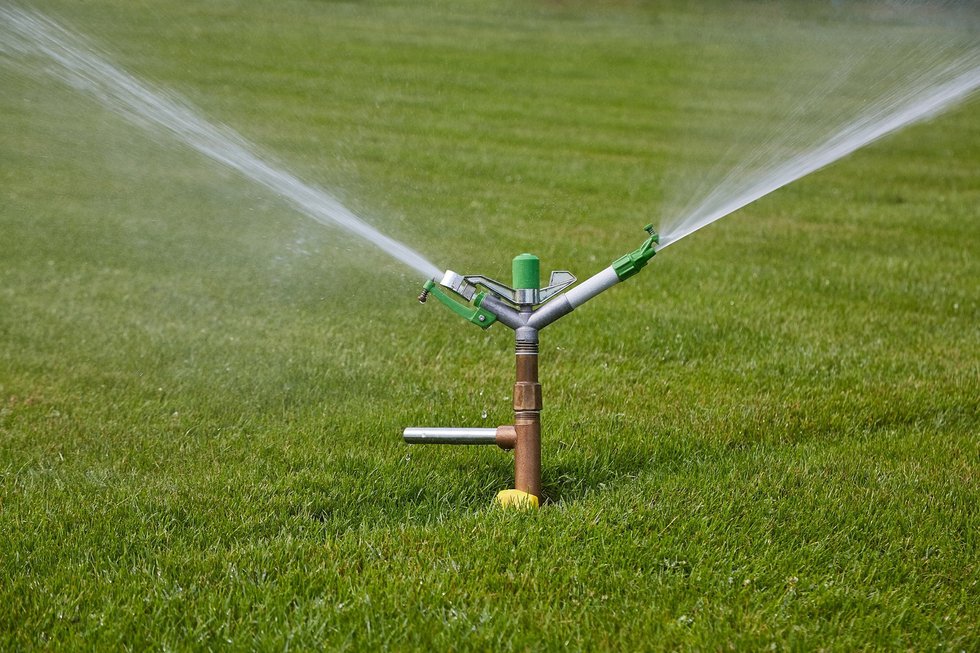 Garden sprinkler watering